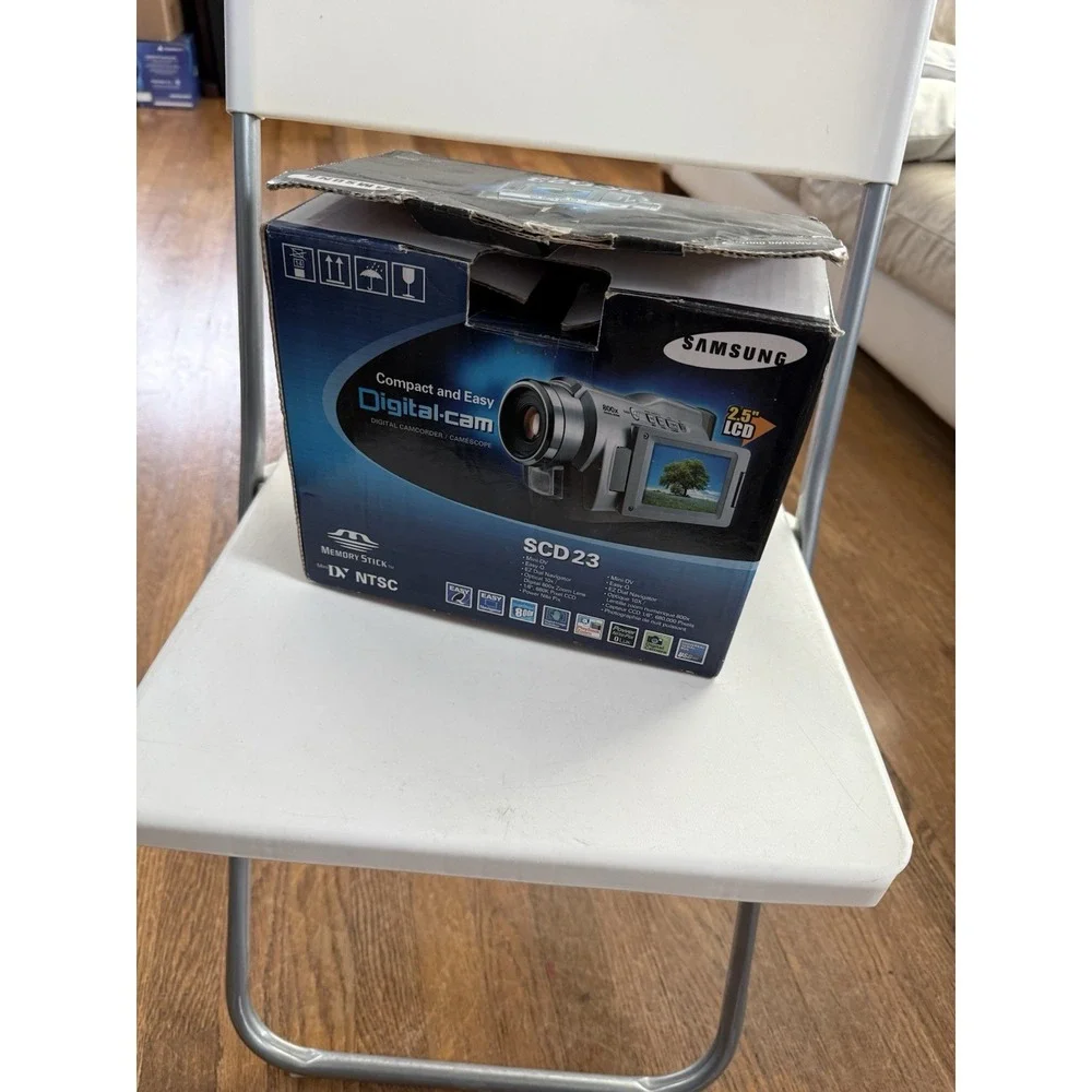 Samsung SCD23 Digital Camcorder With Box , Power Cord , Etc , No Battery